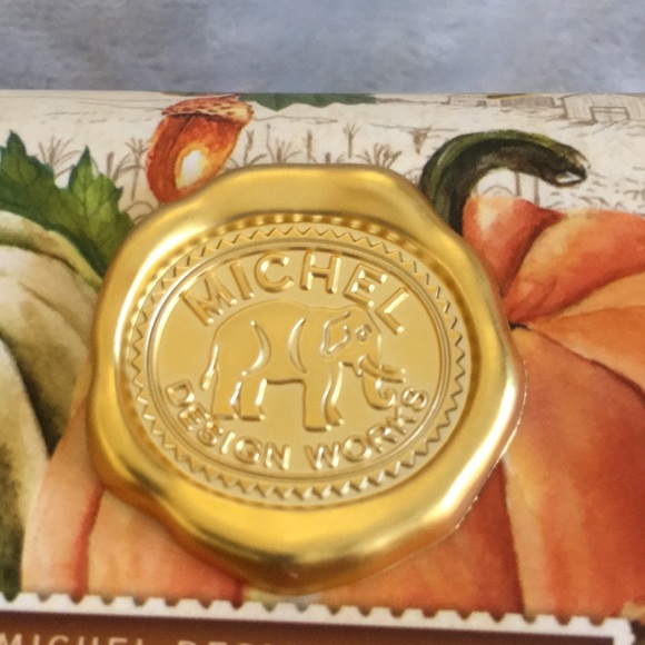 Fall Harvest Scented Shea Butter Designer Hand Soap Made in England NWT 8.7oz - Picture 14 of 14